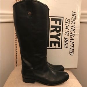 Melissa button Frye boots... EXTENDED CALF